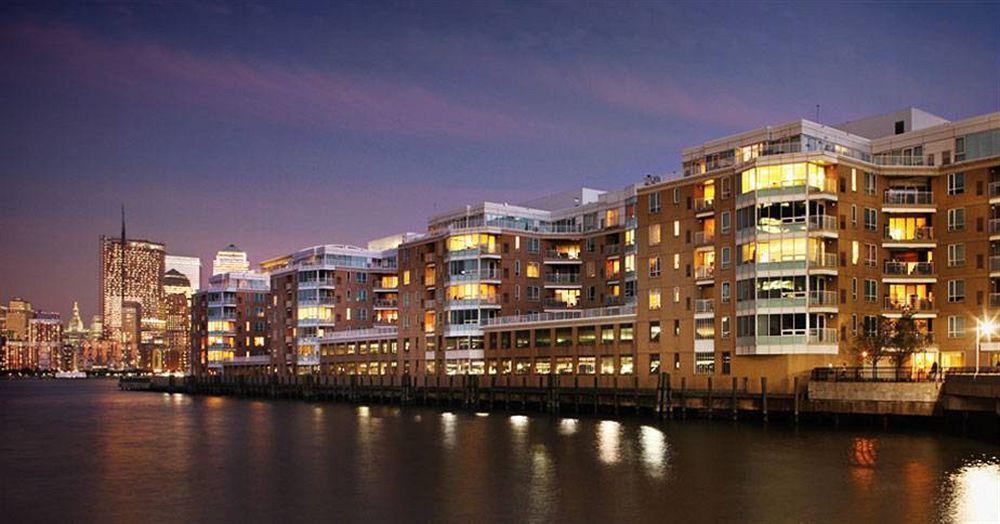 Dharma Home Suites Jc At Exchange Place Джерси-Сити Экстерьер фото