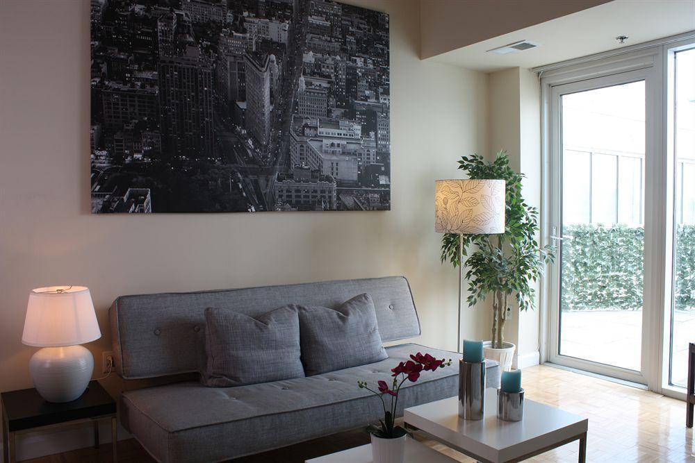 Dharma Home Suites Jc At Exchange Place Джерси-Сити Экстерьер фото