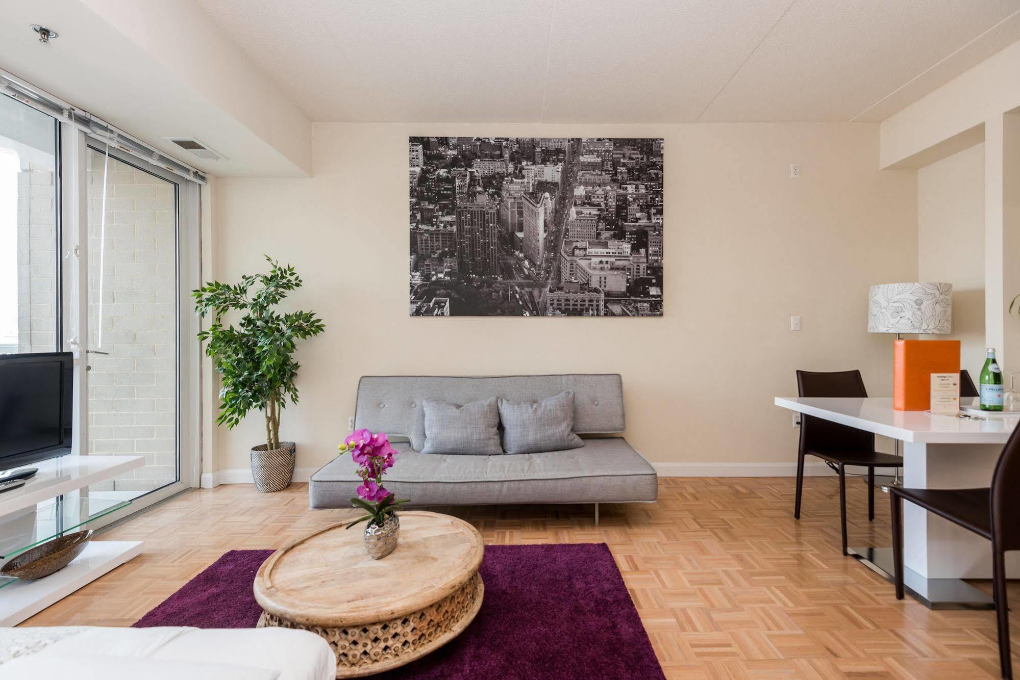 Dharma Home Suites Jc At Exchange Place Джерси-Сити Экстерьер фото