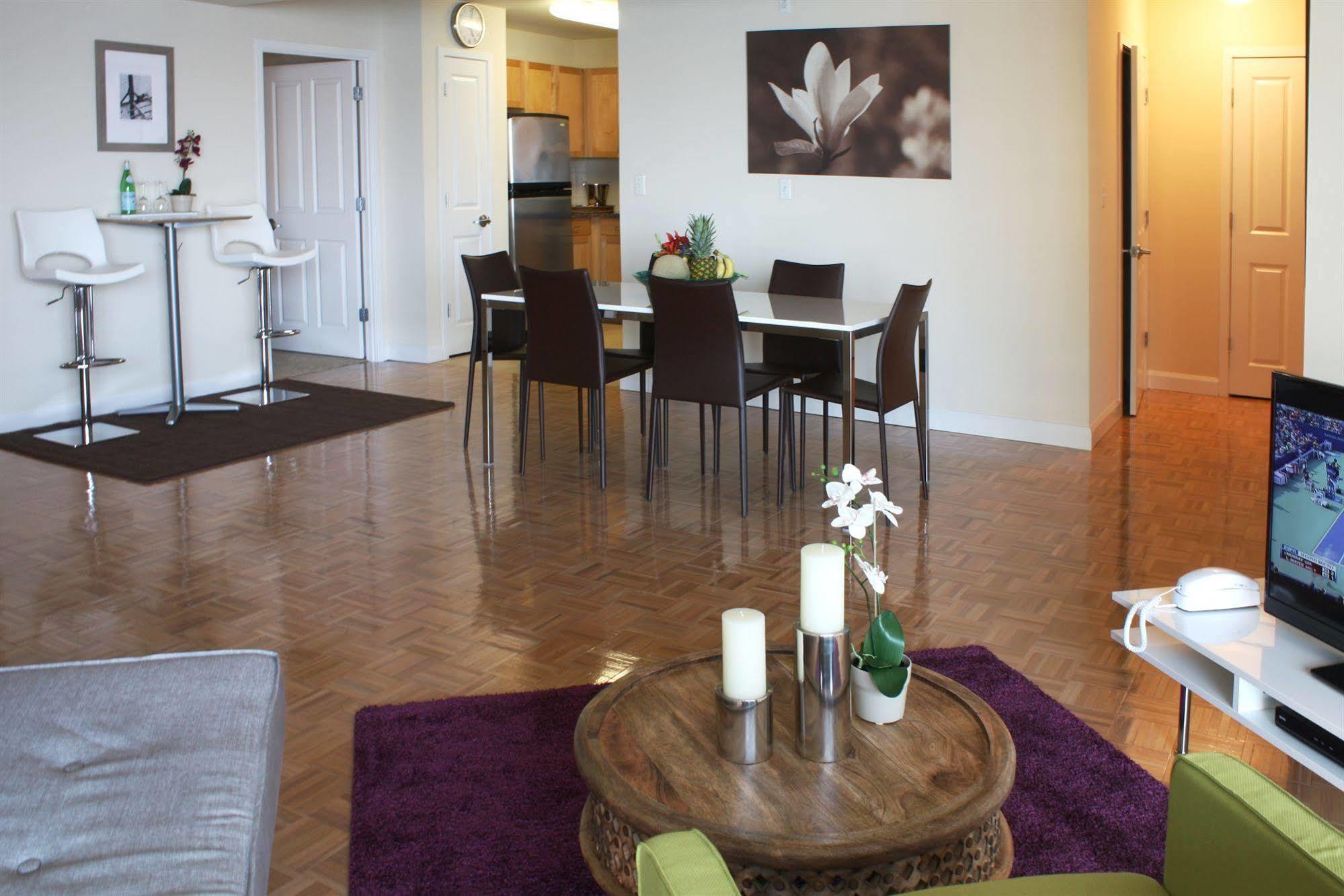 Dharma Home Suites Jc At Exchange Place Джерси-Сити Экстерьер фото