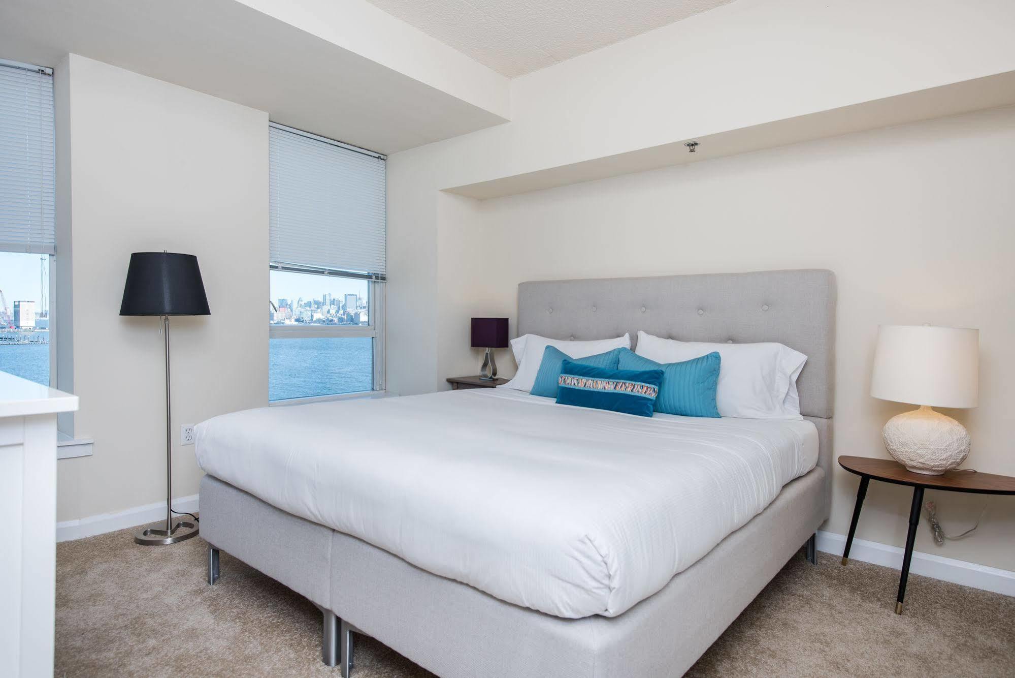 Dharma Home Suites Jc At Exchange Place Джерси-Сити Экстерьер фото