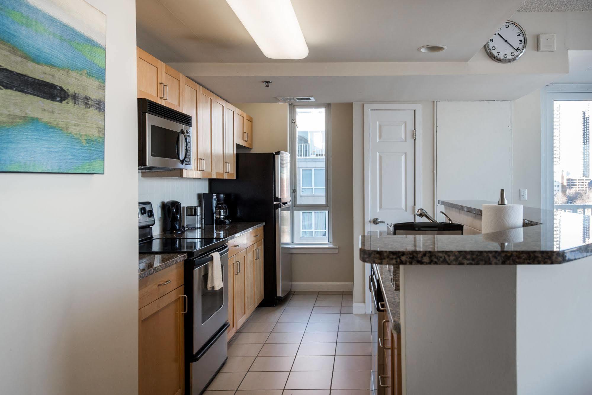 Dharma Home Suites Jc At Exchange Place Джерси-Сити Экстерьер фото
